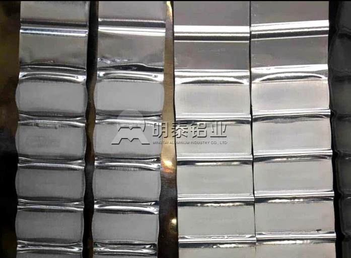 鋁卷廠家_電池軟連接用1060 o鋁板卷怎么樣？?jī)r(jià)格多少